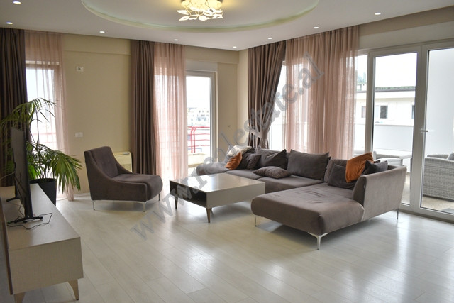 Apartament 3+1 me qira tek Liqeni i Thate ne Tirane